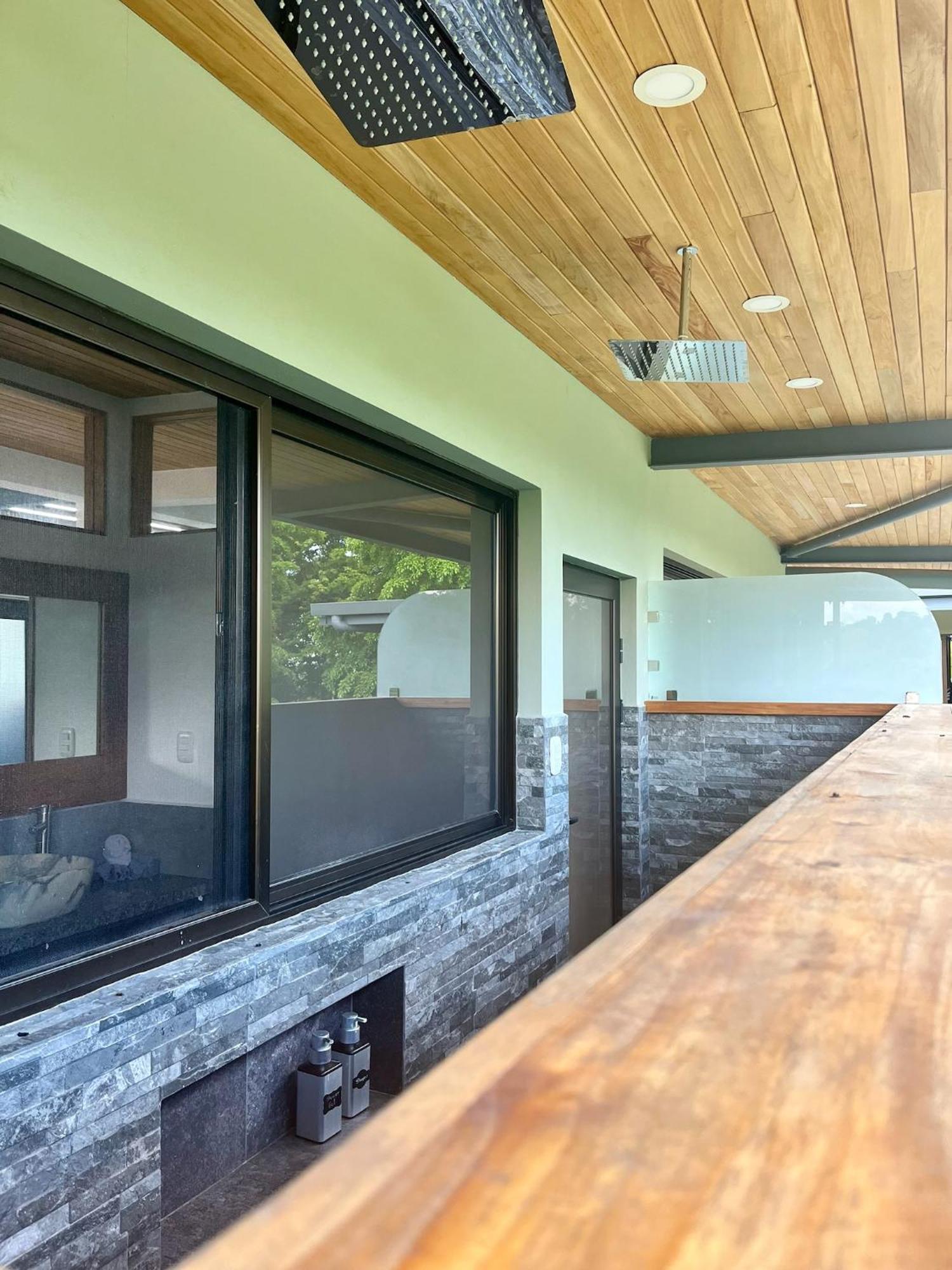 Southern Drake Lodge Drakes Bay エクステリア 写真