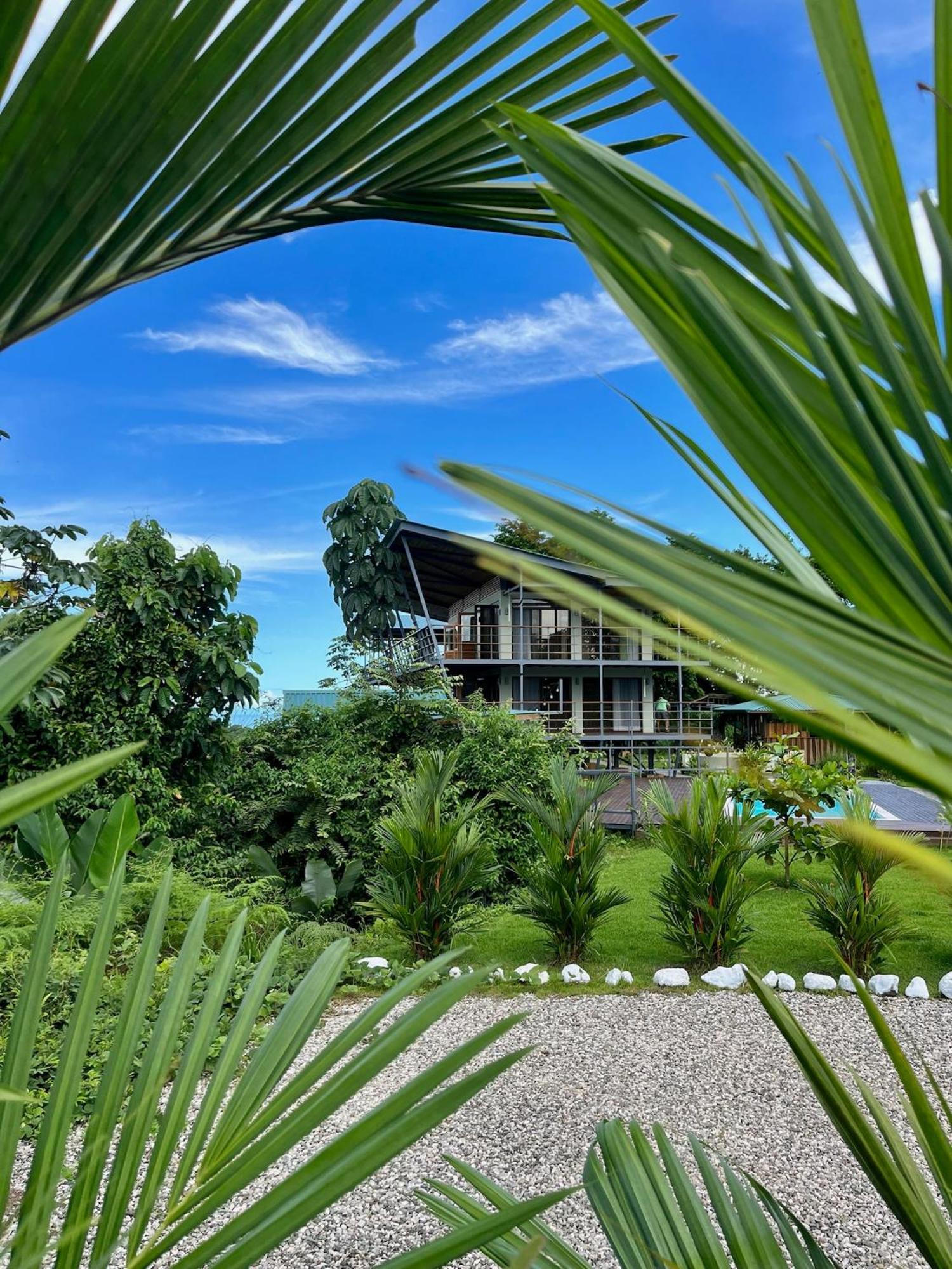 Southern Drake Lodge Drakes Bay エクステリア 写真
